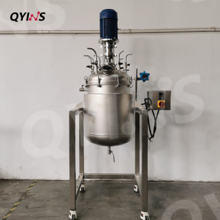雙層不銹鋼夾套反應(yīng)釜1000L、2000L、5000L